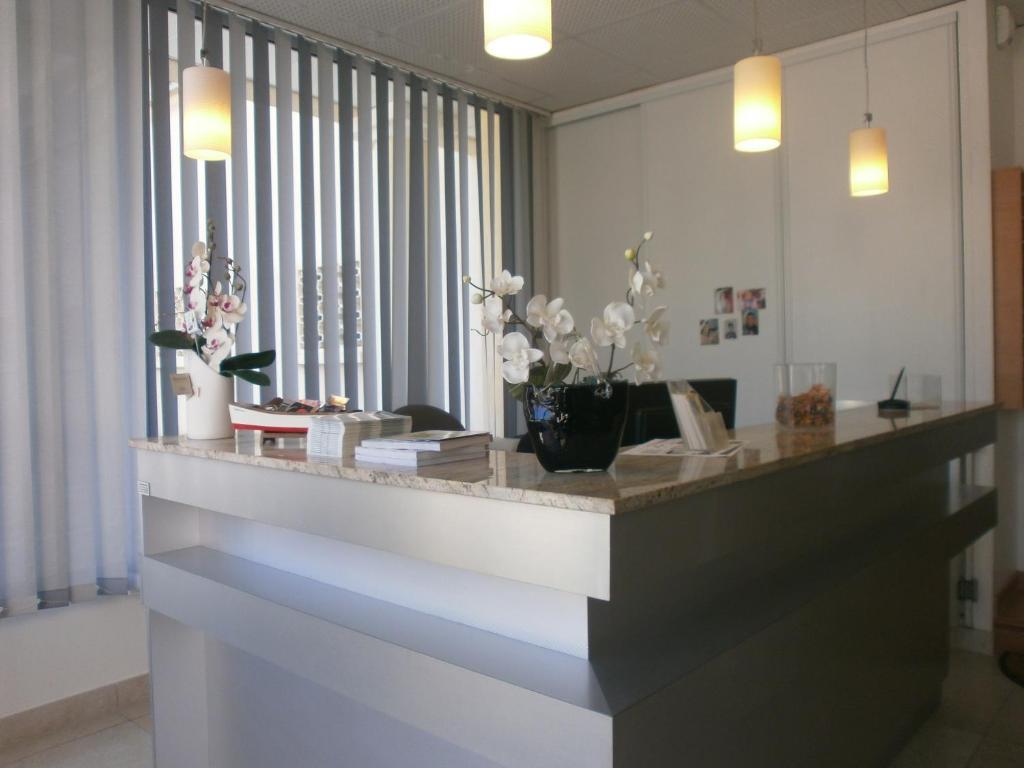 奥塔比德萨布勒酒店 滨海圣西尔 外观 照片